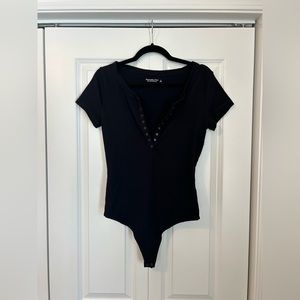 Abercrombie & Fitch Seamless Henley Bodysuit (EUC) – Black, Size L